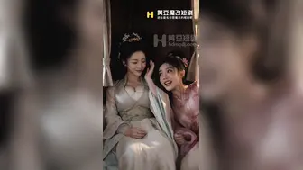 重生之征服郭伯母2：被继子按在厨房台面上后入到潮吹失禁