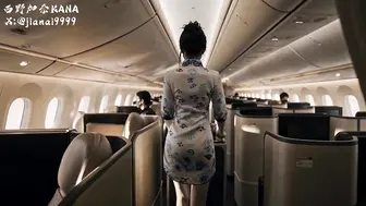 糖心VlogUp主【西野加奈】诡异航空，来自奈奈的神秘奖励，丝足榨精，淫穴猛夹肉棒榨精高潮中出-空姐制服灰丝